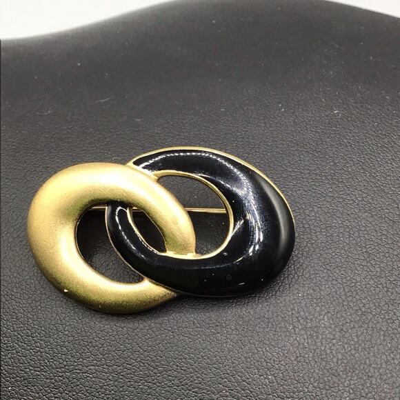 Trifari Vintage Gold Tone Black Enamel Oval Brooch Pin Art Deco Mid Century - Picture 8 of 9